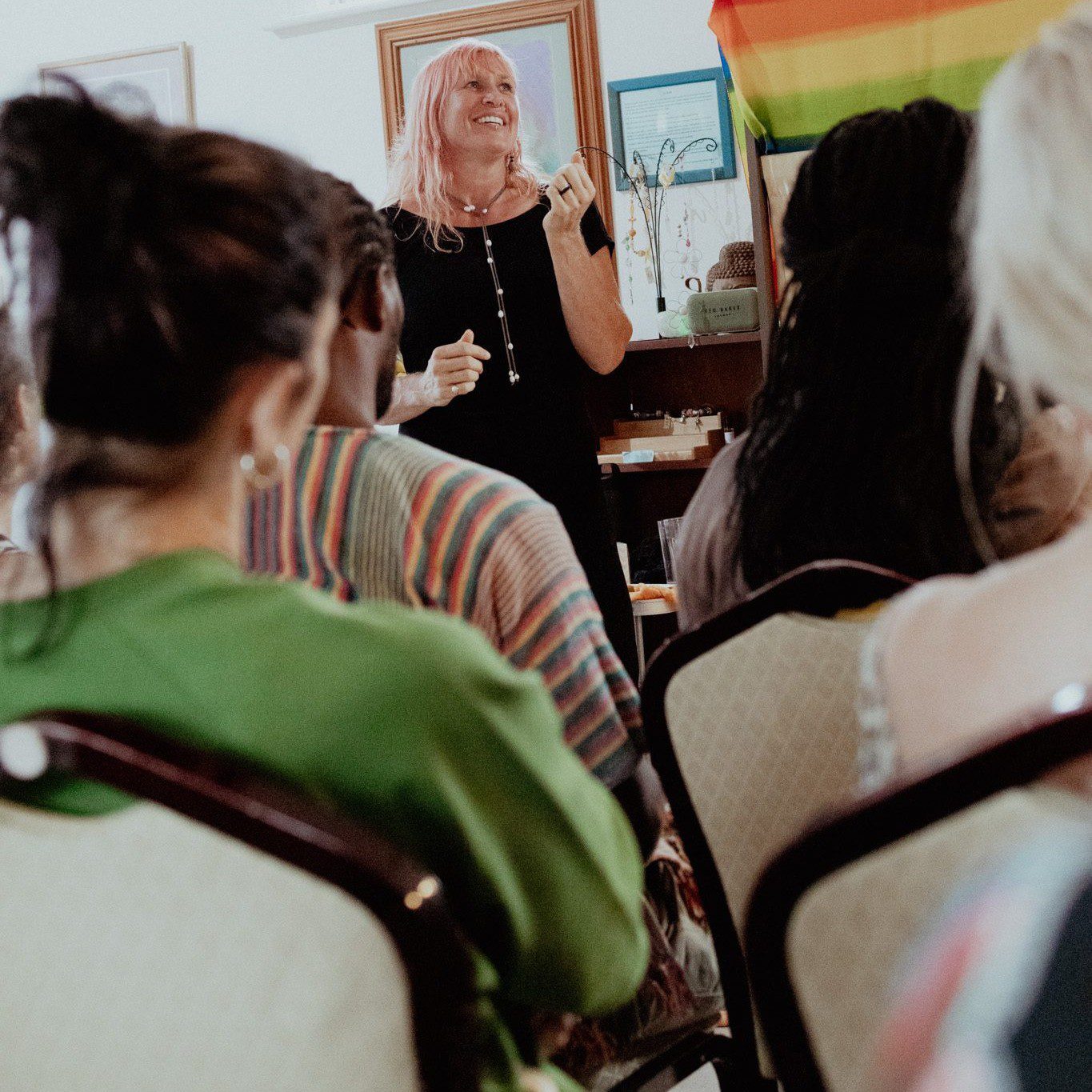 Square Sara Mediumship